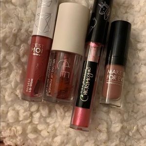 4 lip gloss bundle